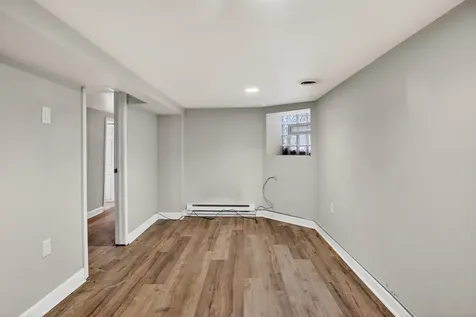 7224 South Saint Lawrence Avenue Chicago IL 60619