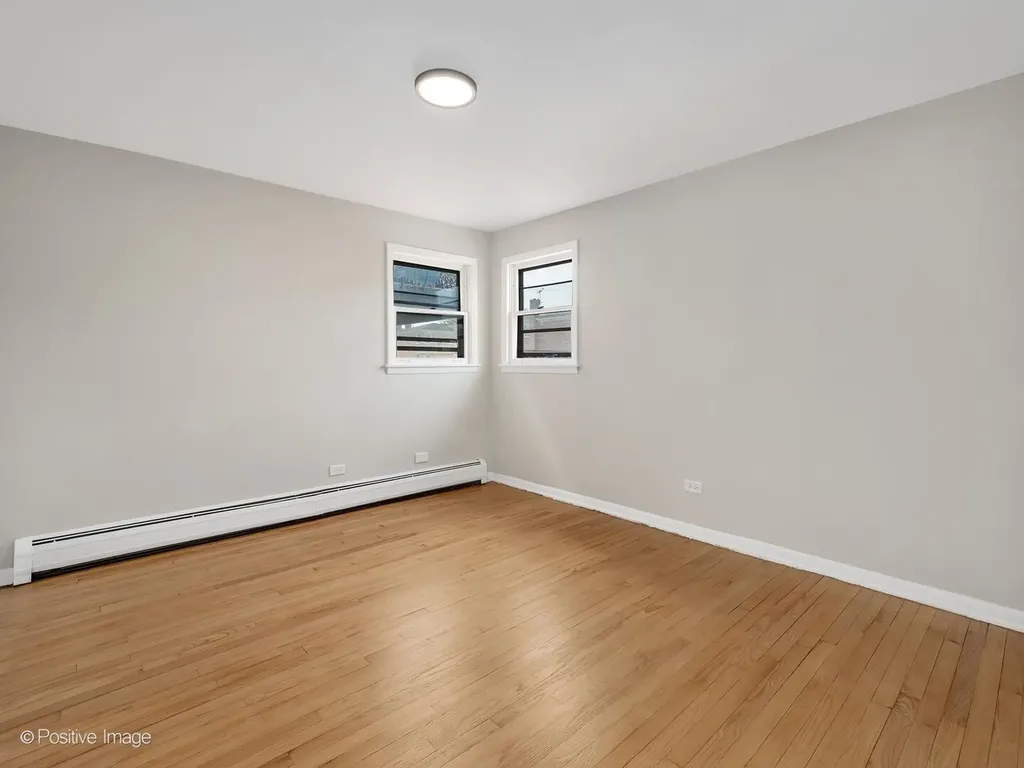 8631 West Summerdale Avenue Chicago IL 60656