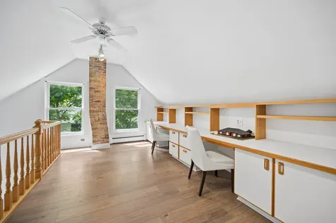 164 East Westminster Road Lake Forest IL 60045