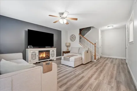 2531 Fox Trot Trail Bloomington IL 61705