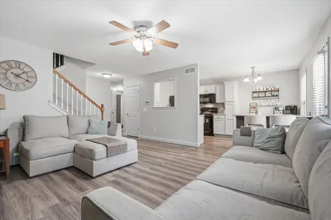 2531 Fox Trot Trail Bloomington IL 61705