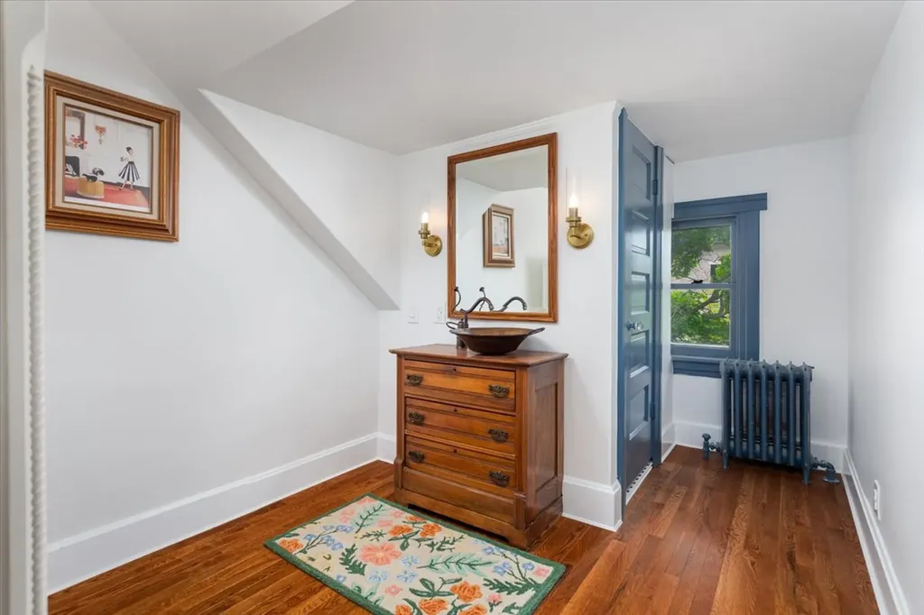 23 North Columbia Street Naperville IL 60540