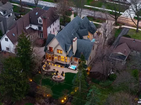 849 East Hillside Road Naperville IL 60540