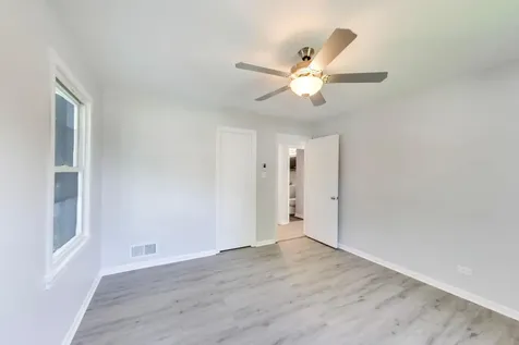 3443 Monroe Street Lansing IL 60438