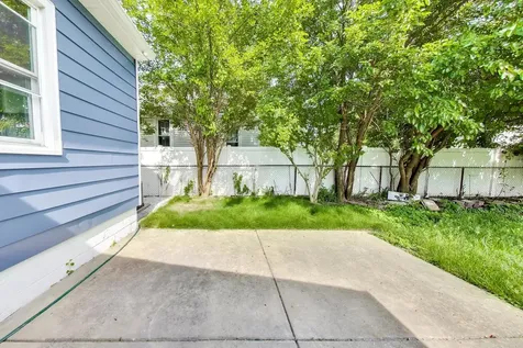 3443 Monroe Street Lansing IL 60438