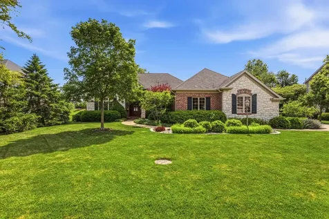 4706 Chestnut Grove Drive Champaign IL 61822