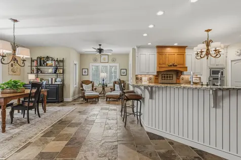 4706 Chestnut Grove Drive Champaign IL 61822
