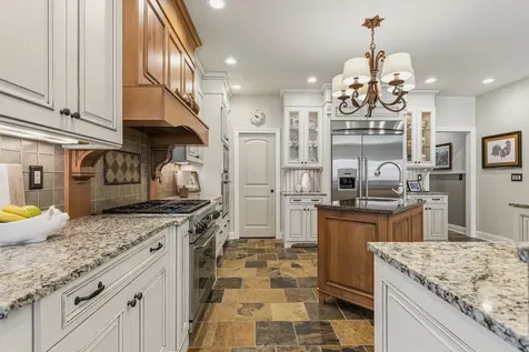 4706 Chestnut Grove Drive Champaign IL 61822