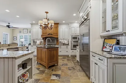 4706 Chestnut Grove Drive Champaign IL 61822