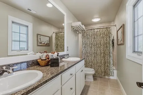 4706 Chestnut Grove Drive Champaign IL 61822
