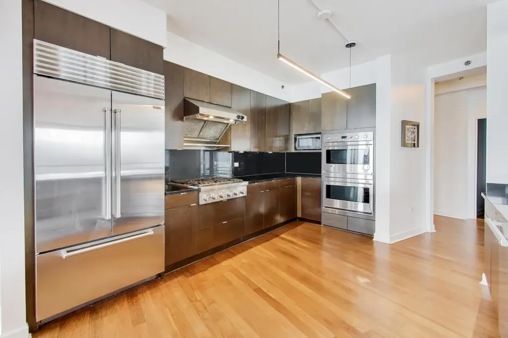 1211 South Prairie Avenue Chicago IL 60605