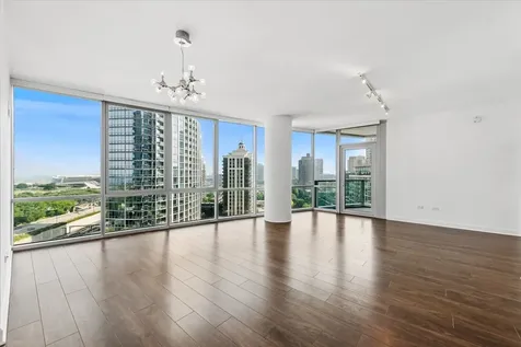 1201 South Prairie Avenue Chicago IL 60605