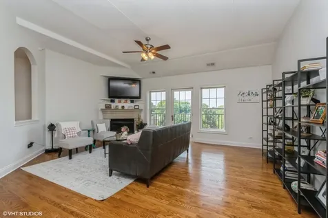 17200 Oak Park Avenue Tinley Park IL 60477