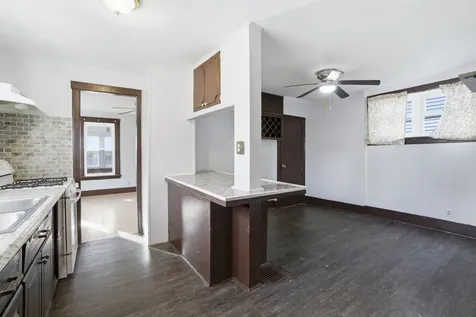 424 Titsworth Court Aurora IL 60505