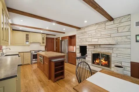 237 Beachview Lane North Barrington IL 60010