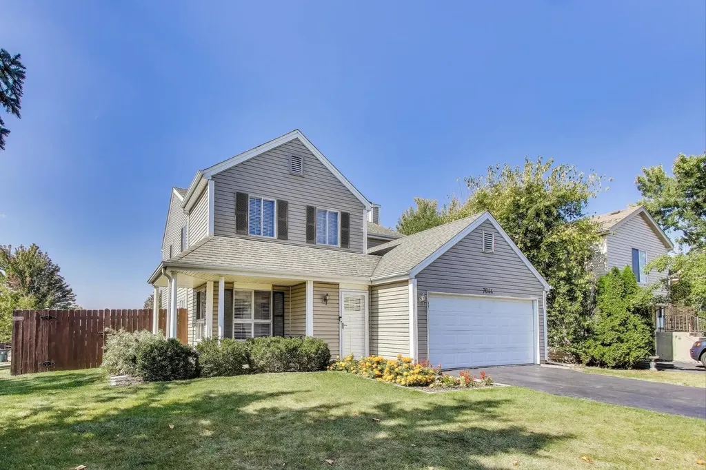 7044 Yorkshire Drive Woodridge IL 60517