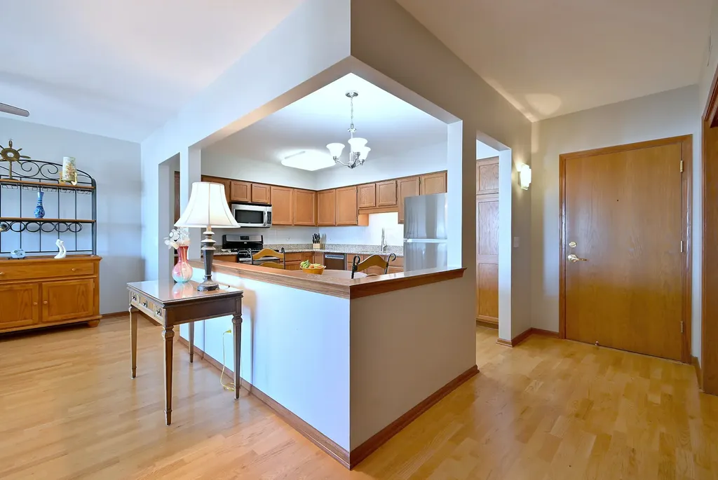 4210 North Natchez Avenue Chicago IL 60634