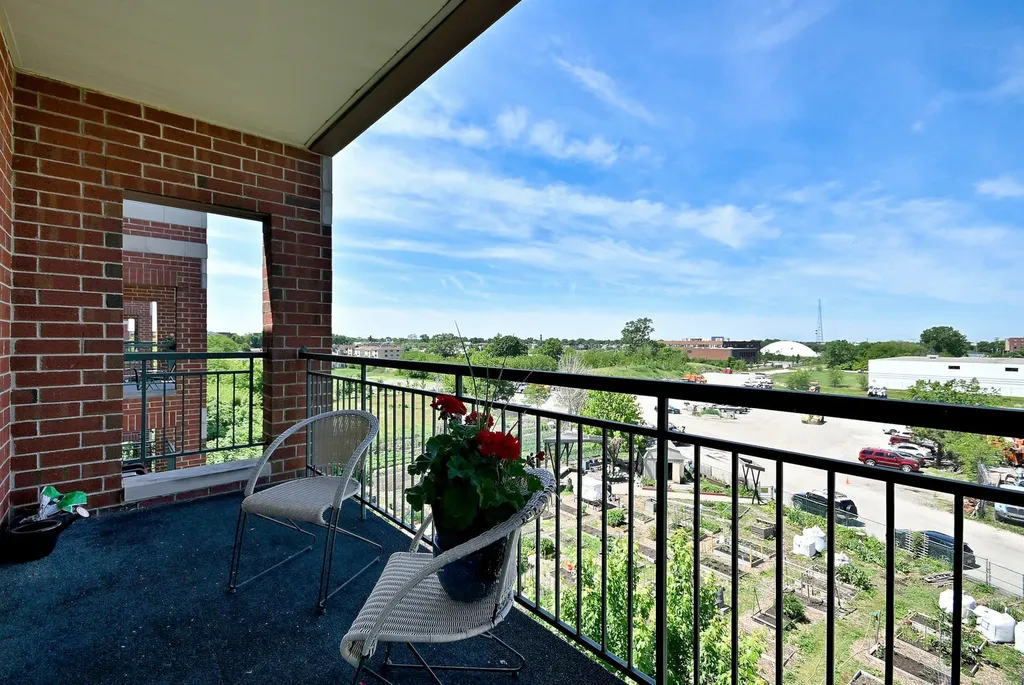 4210 North Natchez Avenue Chicago IL 60634