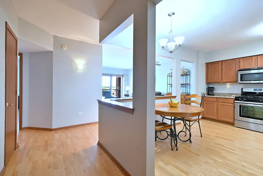 4210 North Natchez Avenue Chicago IL 60634