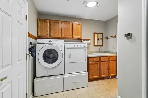 335 Belmont Court Grayslake IL 60030