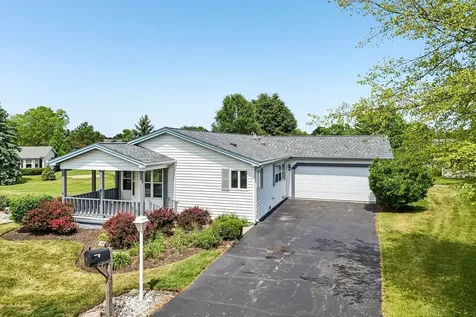 335 Belmont Court Grayslake IL 60030