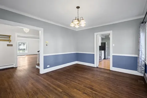 411 Laurel Avenue Highland Park IL 60035