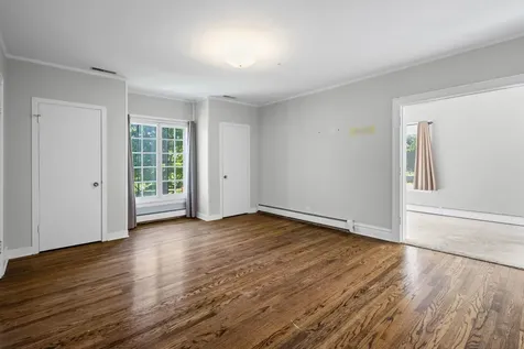 411 Laurel Avenue Highland Park IL 60035