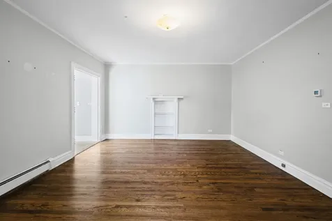 411 Laurel Avenue Highland Park IL 60035