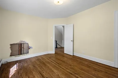 411 Laurel Avenue Highland Park IL 60035
