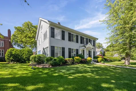 411 Laurel Avenue Highland Park IL 60035