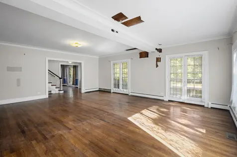 411 Laurel Avenue Highland Park IL 60035