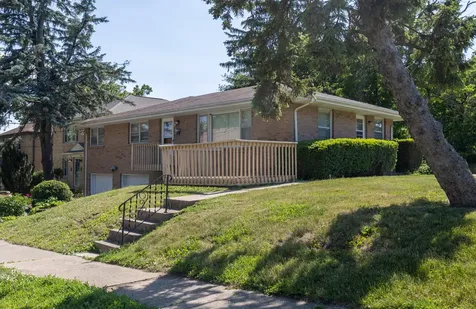 1807 Guilford Road Rockford IL 61107