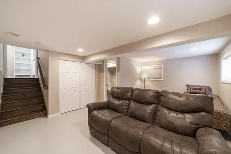 314 April Court North Aurora IL 60542