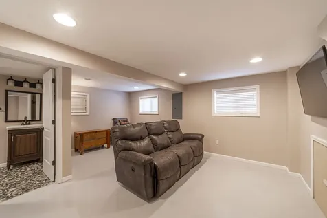 314 April Court North Aurora IL 60542