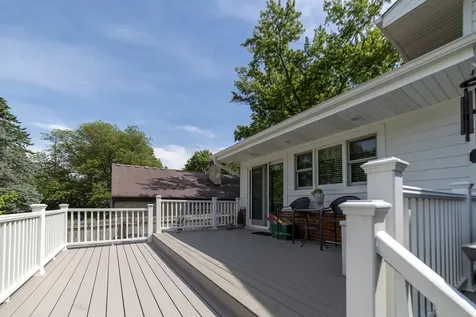 314 April Court North Aurora IL 60542