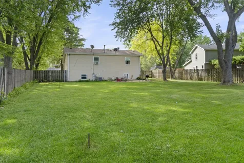 1220 Old Mill Lane Algonquin IL 60102