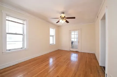 4825 North Sawyer Avenue Chicago IL 60625