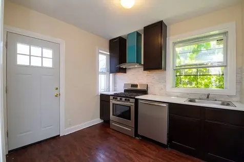 4825 North Sawyer Avenue Chicago IL 60625