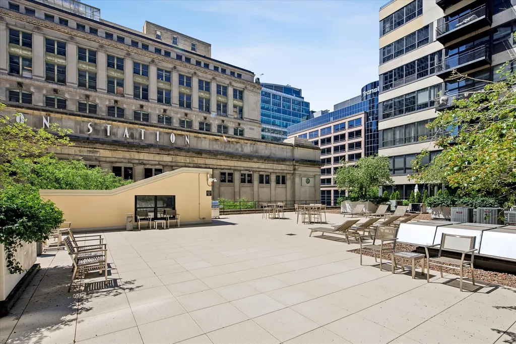 130 South Canal Street Chicago IL 60606