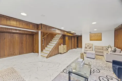 7946 Lotus Avenue Morton Grove IL 60053