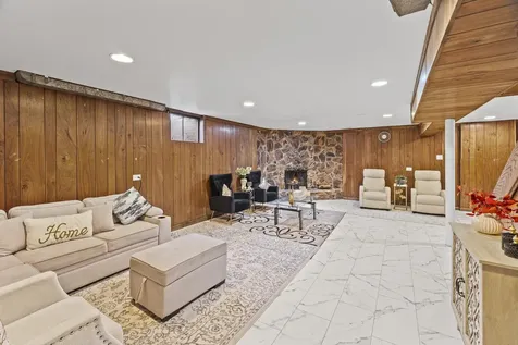 7946 Lotus Avenue Morton Grove IL 60053