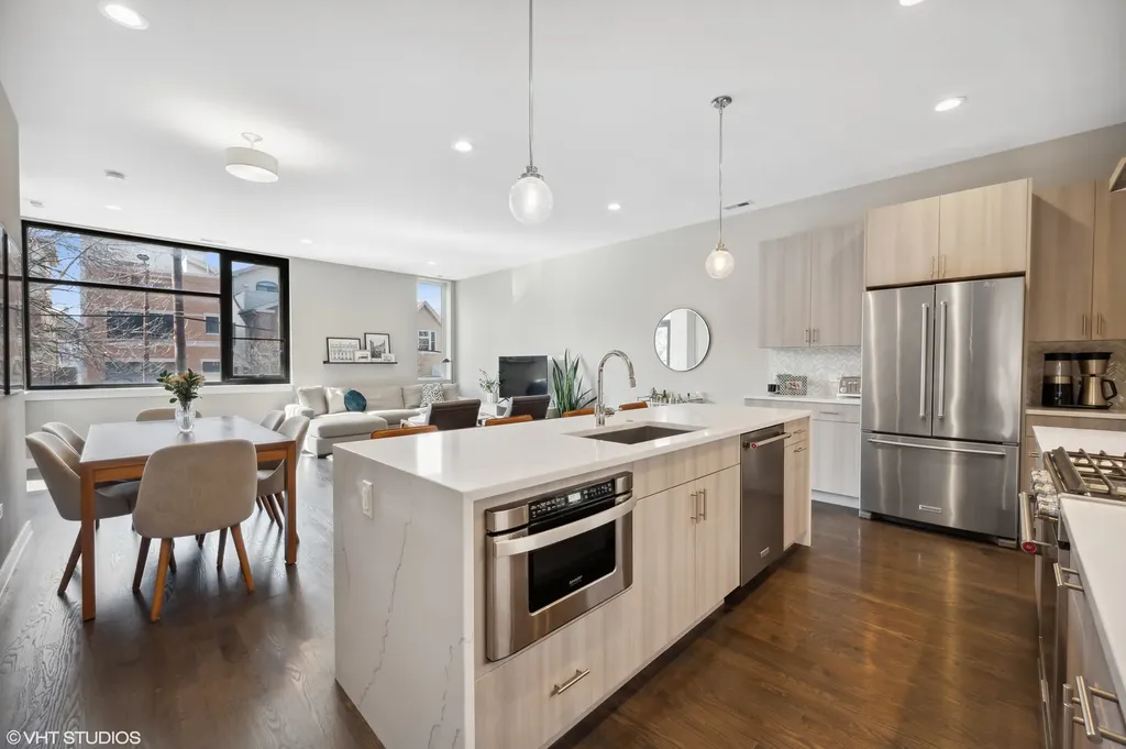 1841 North California Avenue Chicago IL 60647