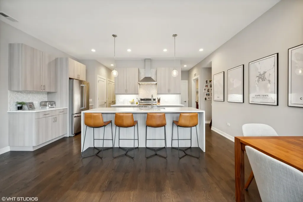1841 North California Avenue Chicago IL 60647