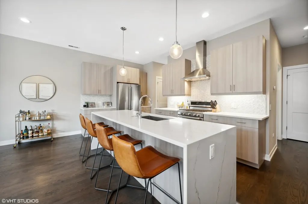 1841 North California Avenue Chicago IL 60647