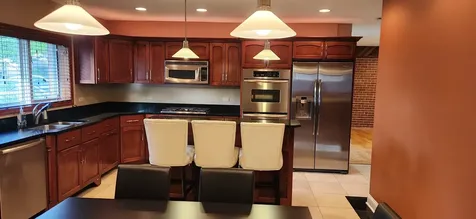 160 South Spring Oaks Drive Wood Dale IL 60191