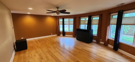 160 South Spring Oaks Drive Wood Dale IL 60191