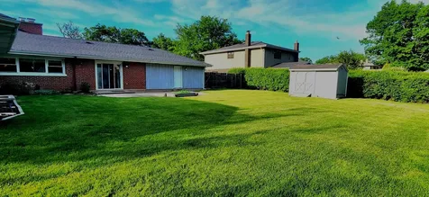 160 South Spring Oaks Drive Wood Dale IL 60191