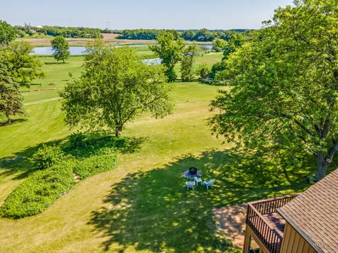 8929 Robin Hill Road Drive Woodstock IL 60098