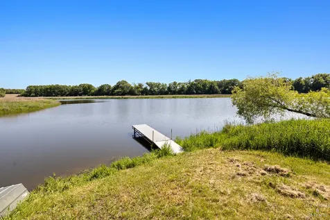 8929 Robin Hill Road Drive Woodstock IL 60098