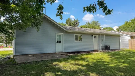 1516 North Mattis Avenue Champaign IL 61821